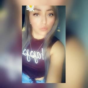 Meet your Posher, Kenia